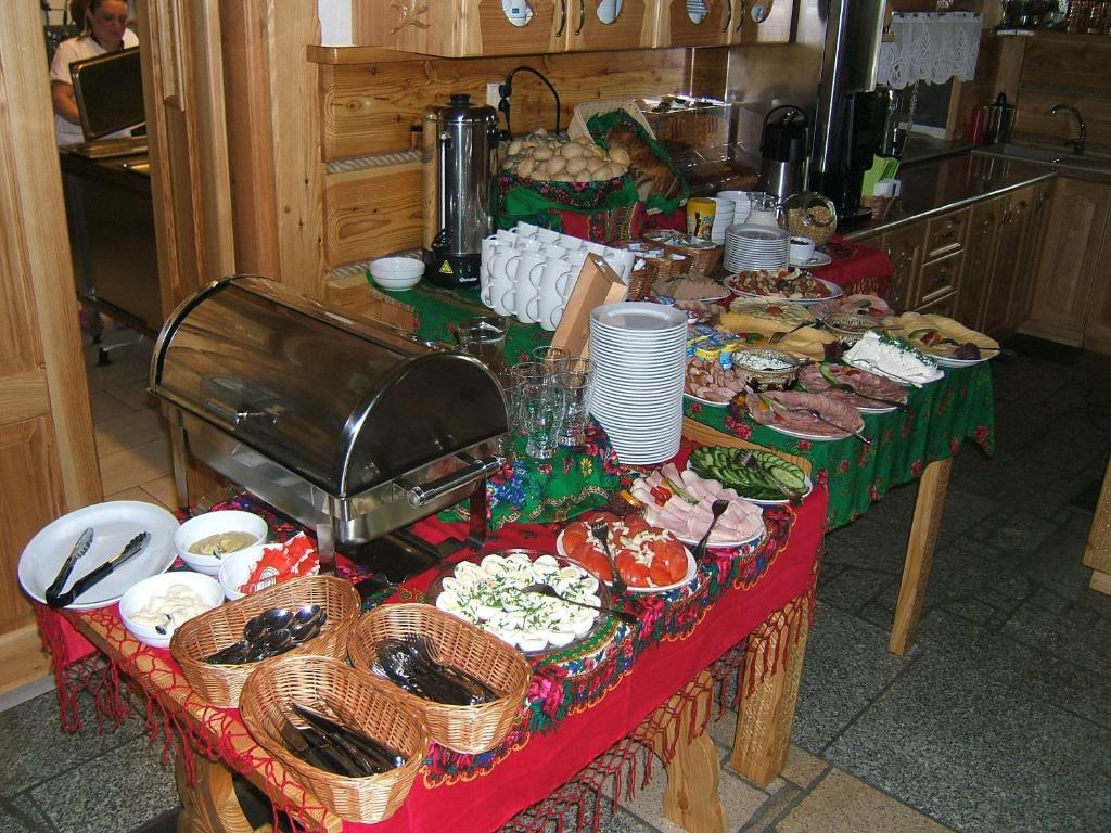 Pensjonat Zbojecki Dwor - Blisko Basenow Termalnych I Szlakow Gorskich - Ostatnie Wolne Pokoje Na Weekend Majowy Bukowina Tatrzanska Exterior photo