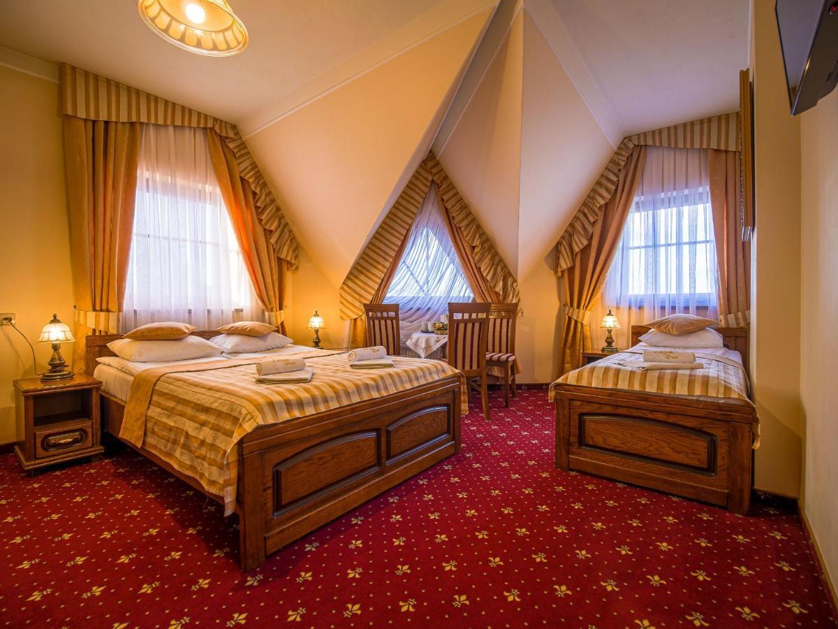 Pensjonat Zbojecki Dwor - Blisko Basenow Termalnych I Szlakow Gorskich - Ostatnie Wolne Pokoje Na Weekend Majowy Bukowina Tatrzanska Exterior photo